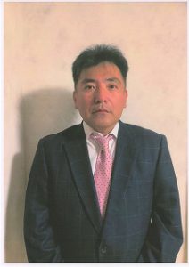 代表者 : 代表取締役　西　健一　氏