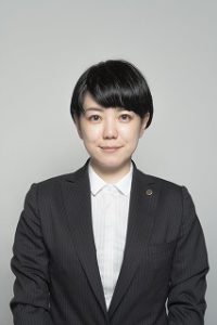 代表者 : 代表取締役　平田　真弓　氏